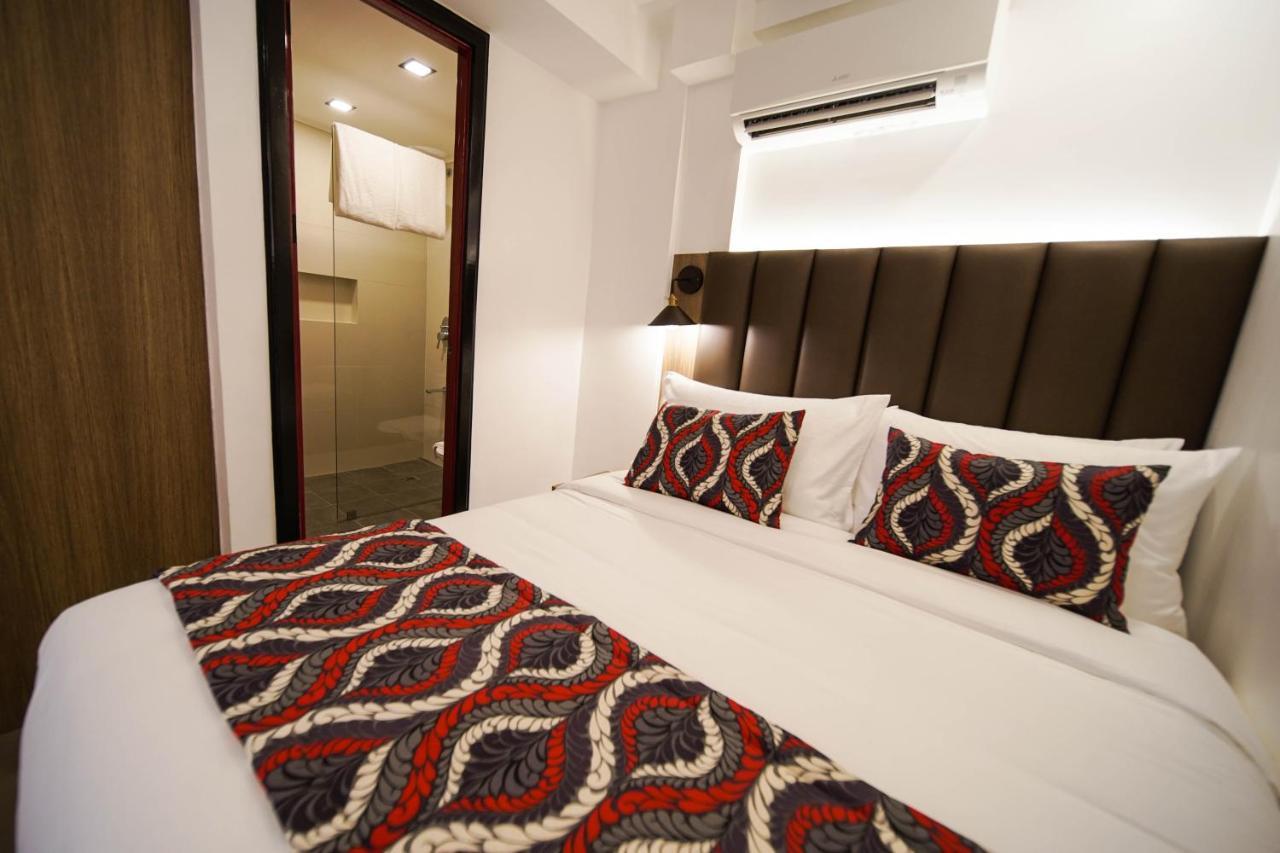 Unwnd Boutique Hotel Makati Makati City Exterior foto